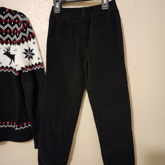 Boys Sweater and Pants - Picture 12 of 13
